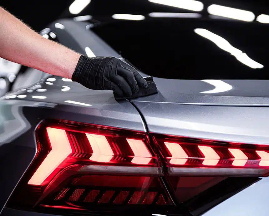 Fahrzeugaufbereitung im Autohaus Harmstorf