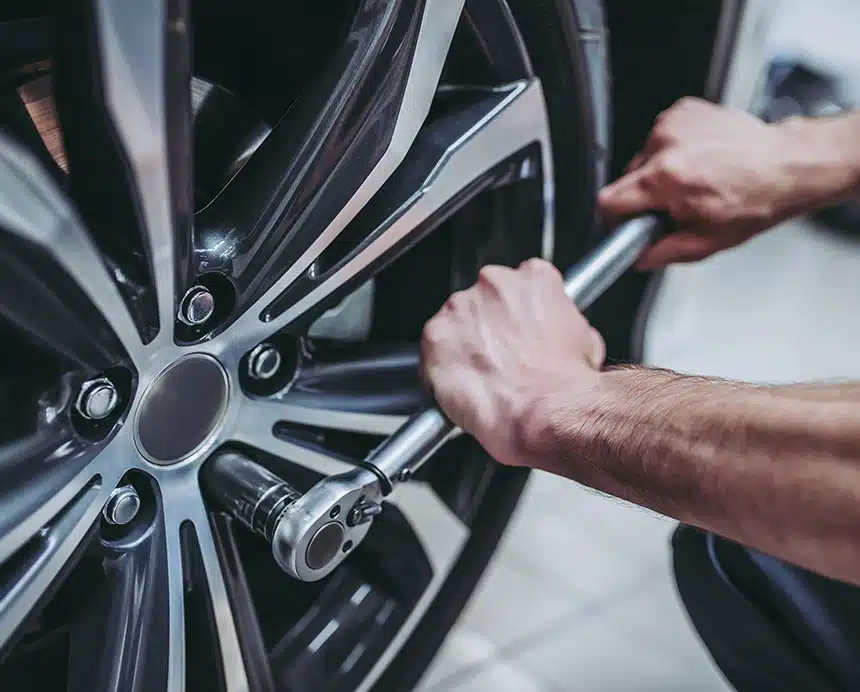 Inspektion im Autohaus Harmstorf