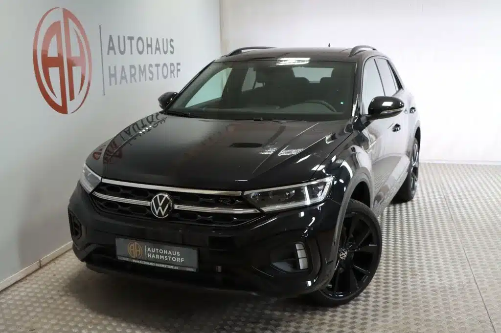 119 Volkswagen T-Roc 44 119 Volkswagen T-Roc 1.5 DSG R-Line Black Anhängerkupplung Panoramadach Matrix Kamera