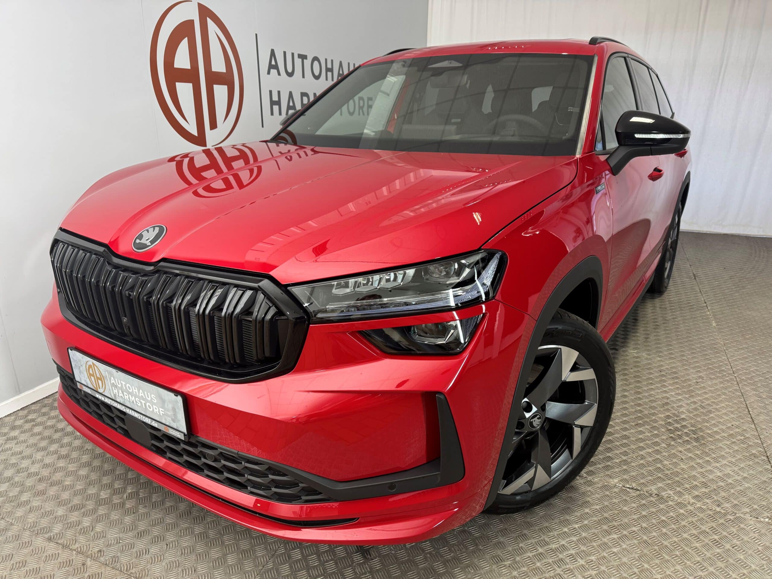 70 Skoda Kodiaq 2.0 TSI 150 kW 4x4 Sportline Pano - Velvet Rot