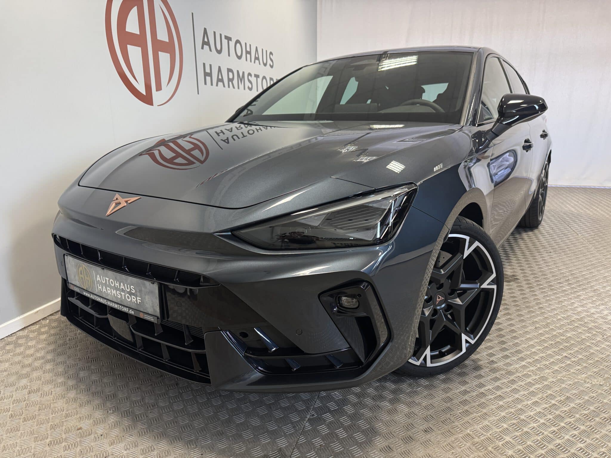 Cupra Leon 2.0 TSI 220