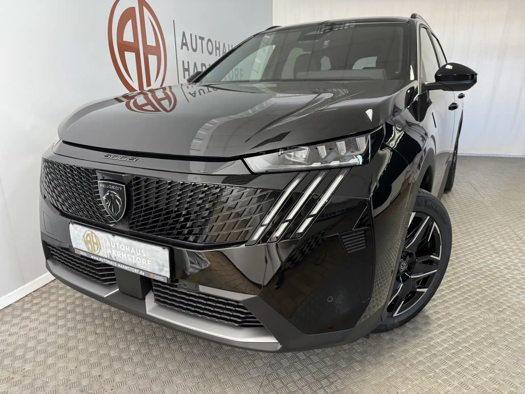 Peugeot 5008 Hybrid 145 GT Exclusive 147PS (2026) 37390€